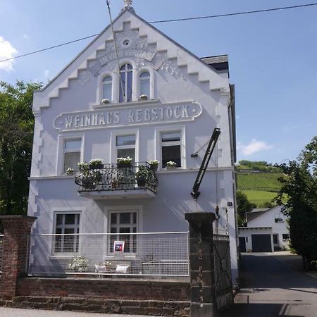 Altes Weingut Weinhaus Rebstock Apartamento Winningen Exterior foto