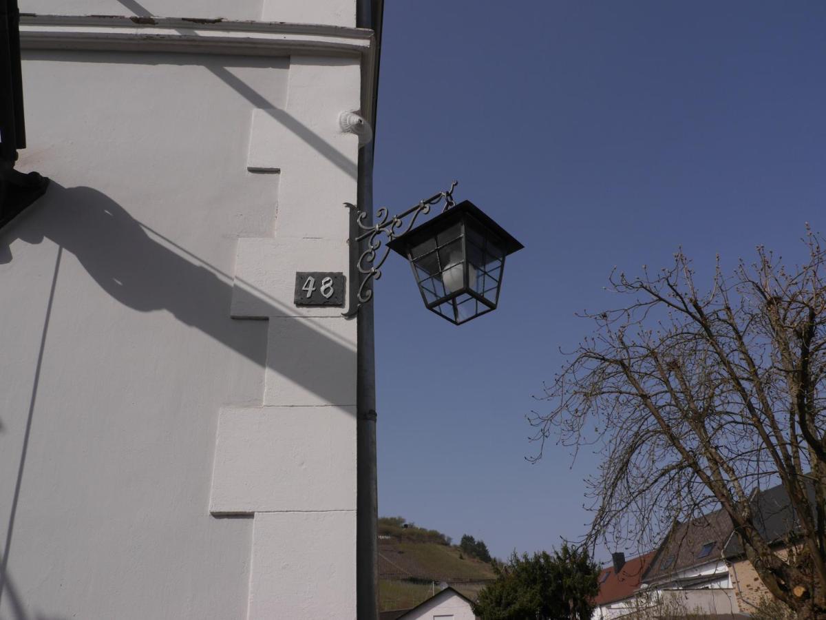 Altes Weingut Weinhaus Rebstock Apartamento Winningen Exterior foto